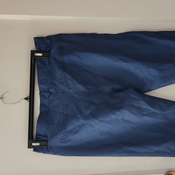 Dress pants - Picture 3 of 4